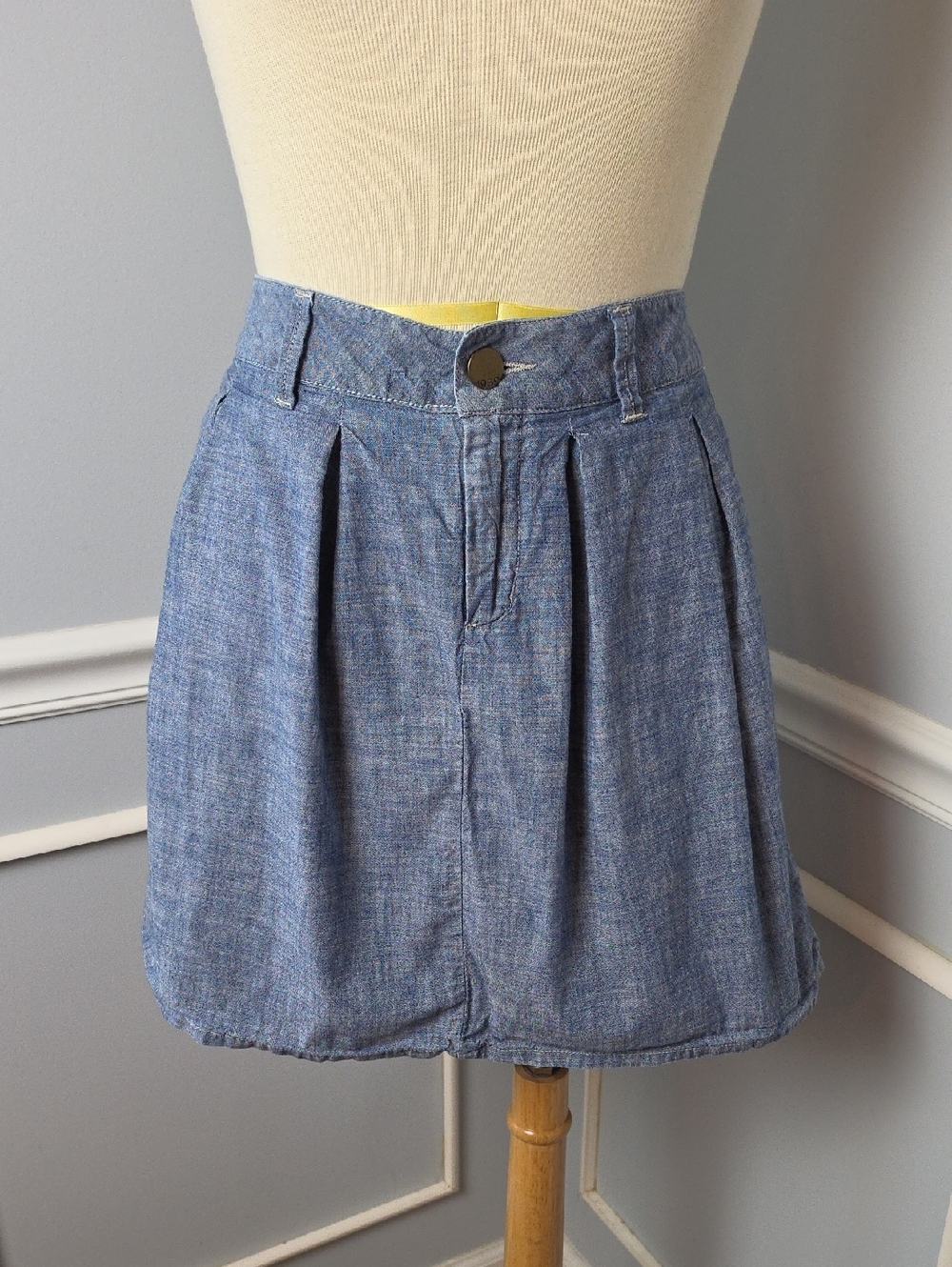 GAP 1969 Chambray 100% Cotton Pleated A-Line Casual Summer Mini Skirt 26/2